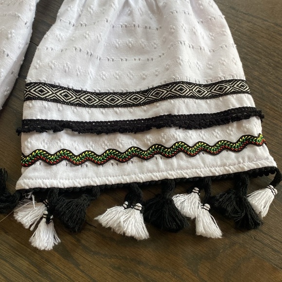 Takara girls black and white boho top size large - Picture 3 of 6